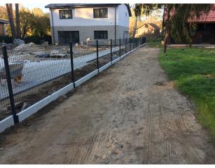 Precast fence foundations
