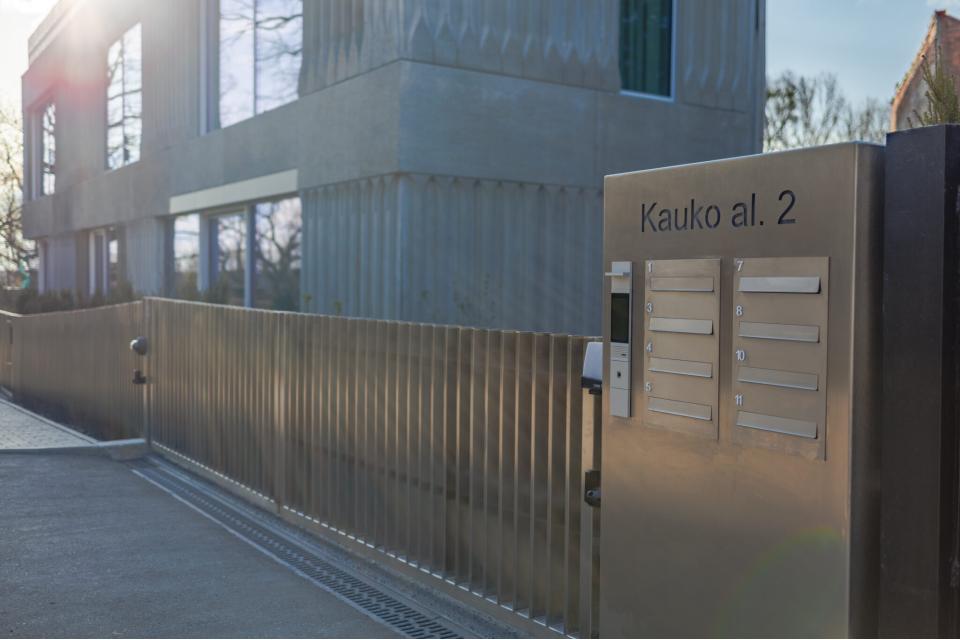 Metalinė Tvora "Šukos" Kauno centre — 1