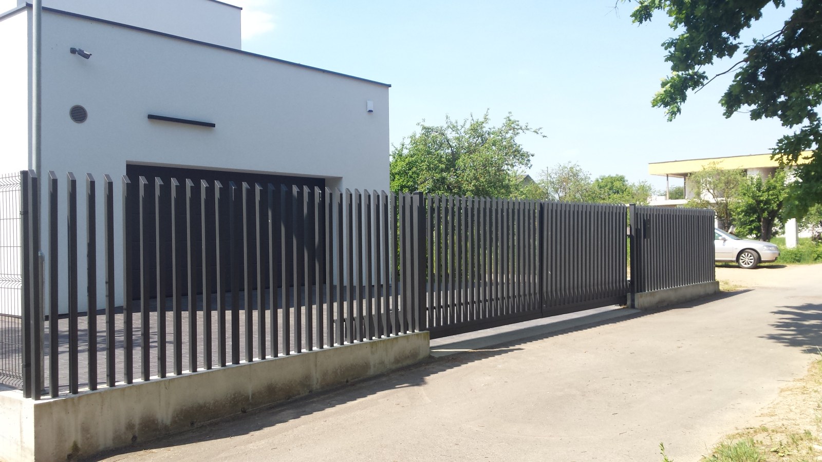 FENCES